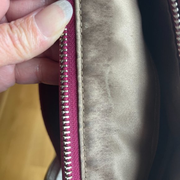 Coach Designer Tote Handbag - Picture 7 of 8